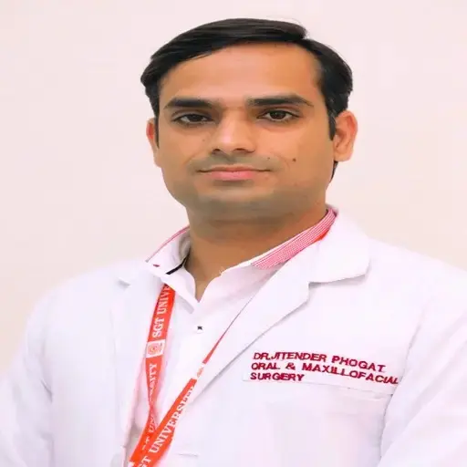 Dr. Jitender Kumar – Oral & Maxillofacial Surgeon at Dentru